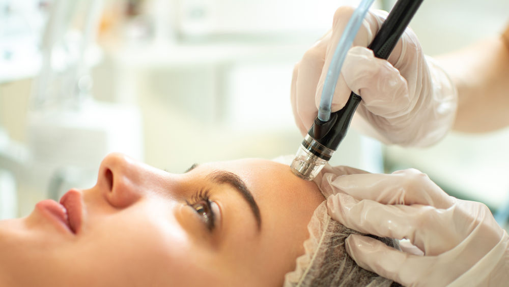 What to Expect at Your HydraFacial Treatment: A Step-by-Step Guide