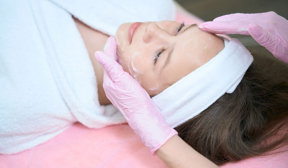 How to Treat Body Acne Effectively