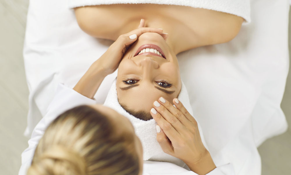 Chemical Peel vs HydraFacial